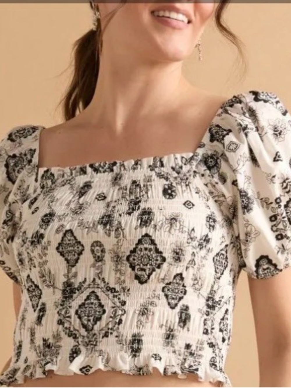 Francesca's Collections Black & White Smocked Square-Neck Crop Top